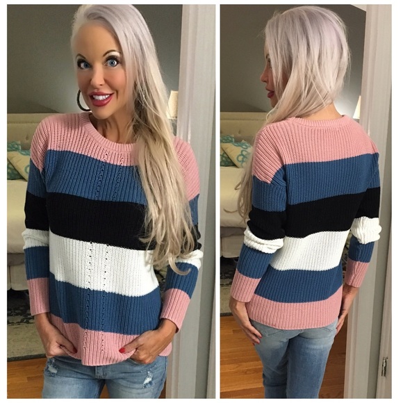 🛍LAST 1! SALE!! Soft Color Block Sweater! - Picture 2 of 6
